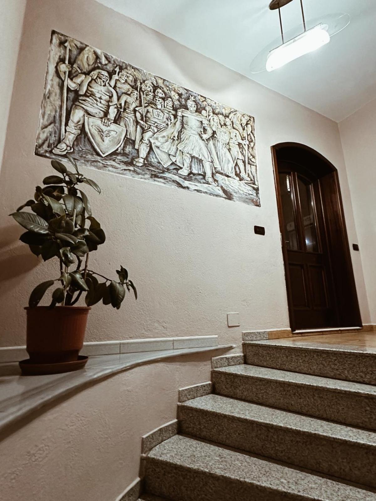 Grand Hotel Krujë エクステリア 写真